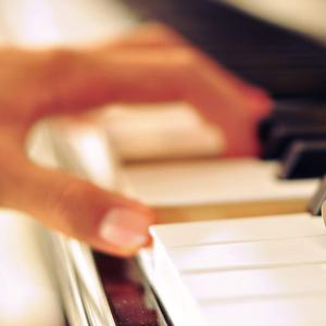 寡妇一夜爽毛片
